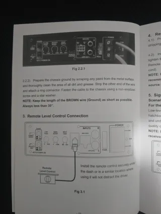 Subwoofer Amplificado compacto 150W RMS Para coche