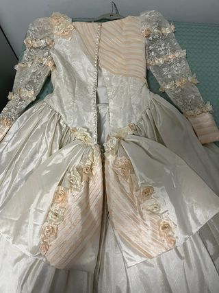 Vestido de Novia Crema y Salmón