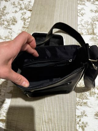 Bolso Bandolera Billabong Negro y Blanco