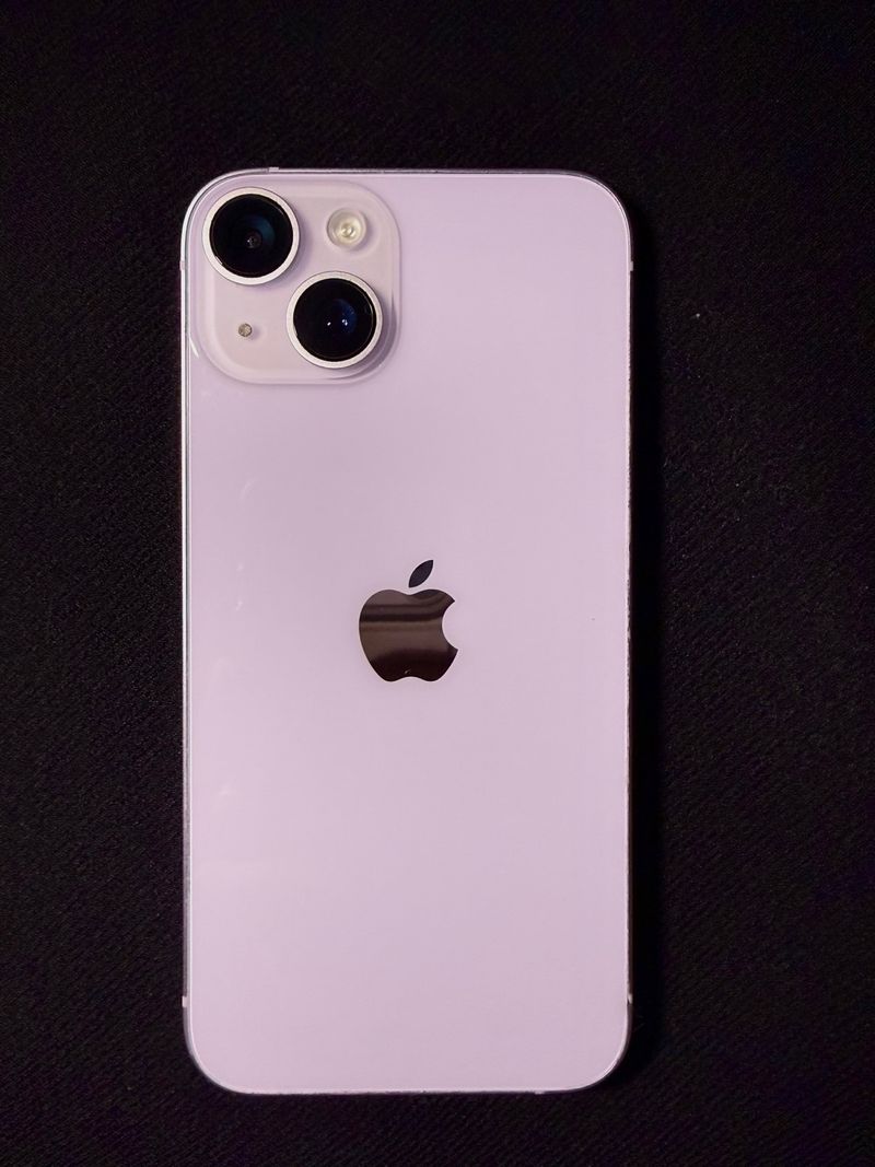 iPhone 14 Morado