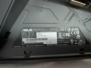 Monitor Curvo Asus XG27VQ 27