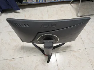 Monitor Curvo Asus XG27VQ 27