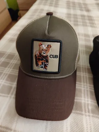 Gorras Trucker con Parches de Animales