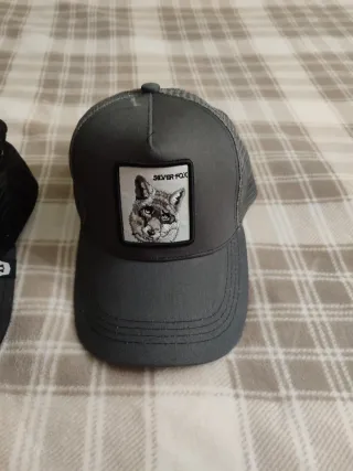 Gorras Trucker con Parches de Animales