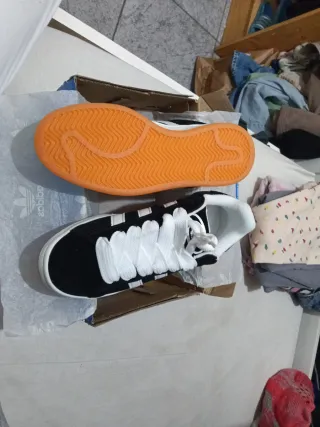 Adidas Campus Negras Talla 42