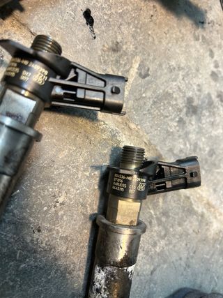 3 Inyectores Renault 0445115