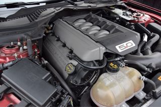 Ford Mustang GT Fastback 5.0