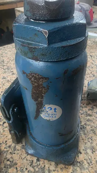 Gato Hidráulico 12 T