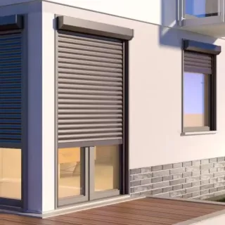 Reparación de persianas de local y doméstica