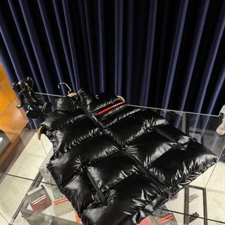 Chaleco Prada Negro Talla XL