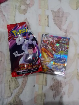 Carta Pokémon Blaziken VMAX 320 PS Coleccionable