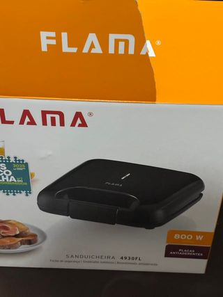 Sandwichera Flama 4930FL 800W