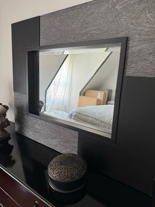 Espejo Marco Negro y Dorado