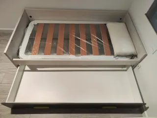 Cama nido con mesilla a juego - cama 90*180