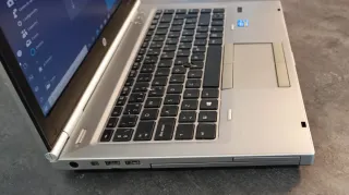 HP EliteBook 8460p Portátil Plata