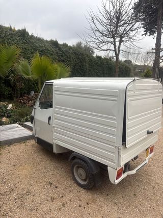Piaggio APE