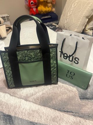 Conjunto bolso y cartera Tous verde piel