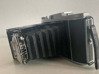 1142. Cámara Adox SPORT III