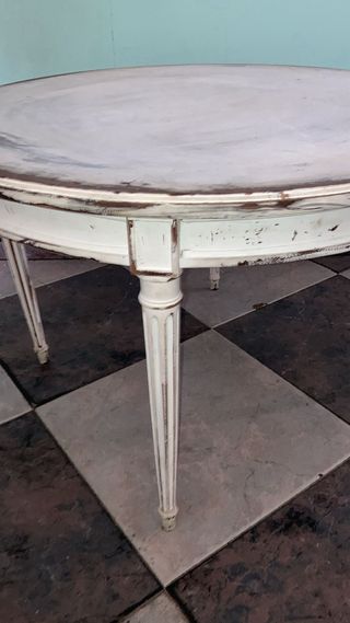 Mesa redonda vintage de madera