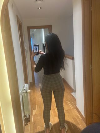 Pantalones Zara grises elásticos