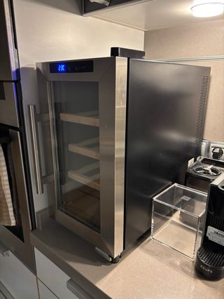 Vinoteca Cecotec 8 botellas