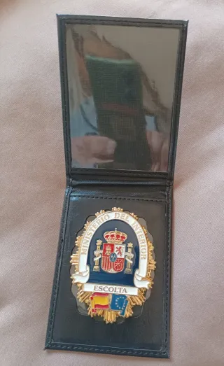 Cartera y PLACA Brigada Paracaidista