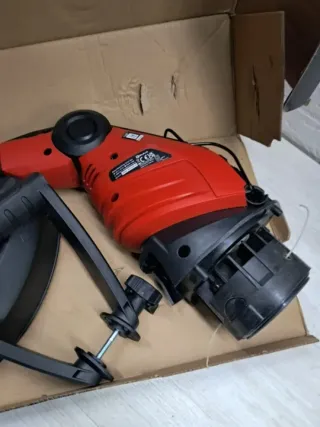 Cortabordes Eléctrico Einhell 450W