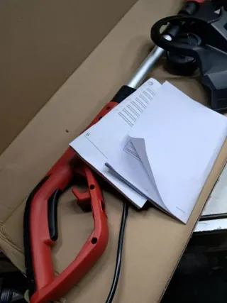 Cortabordes Eléctrico Einhell 450W