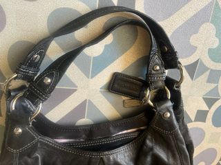 Bolso COACH Maggie Hobo Piel Negra - Auténtico