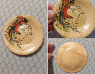 Piattino decorato con figura femminile