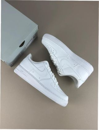 Nike Air Force 1 Low '07 Blancas Talla 37.5