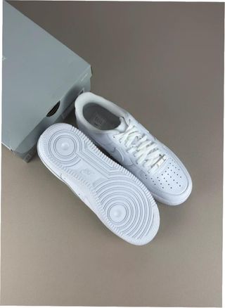 Nike Air Force 1 Low '07 Blancas Talla 37.5