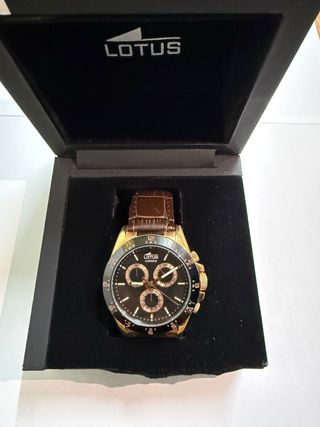 Reloj Lotus Cronógrafo Dorado Marrón