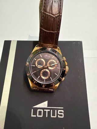 Reloj Lotus Cronógrafo Dorado Marrón