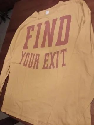 Camiseta manga larga amarilla