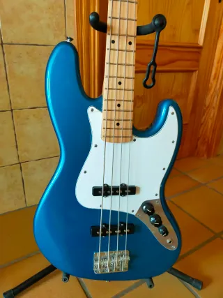 Bajo Fender Jazz Bass