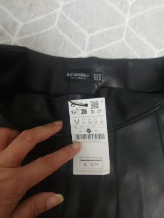 Falda Stradivarius Talla M