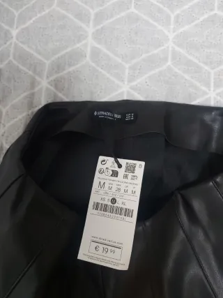 Falda Stradivarius Talla M