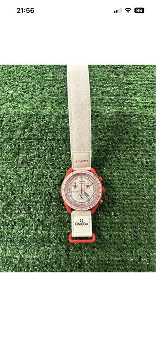 Omega x Swatch Mission to Mars Arancio