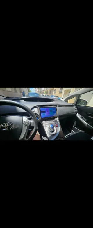 Toyota Prius 2012