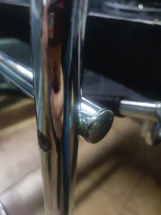 Sillón Wassilly sim. Knoll en Cuero Negro alta cal