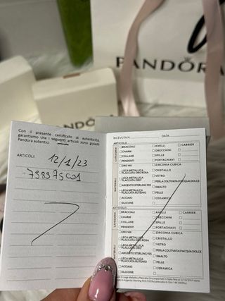 Bracciale Pandora Me con Charms e Scatole