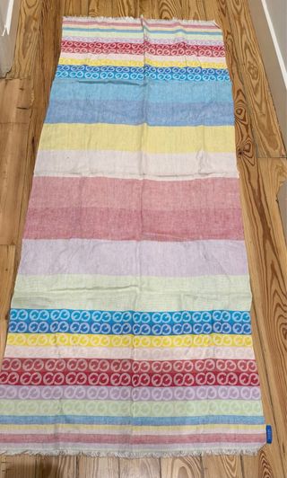 Fular chal foulard echarpe Escada Sport Multicolor