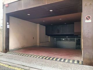Garaje en alquiler en Eixample Sud – Migdia en Girona