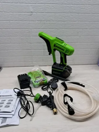 Hidrolimpiadora Greenworks G24PWK4 a batería