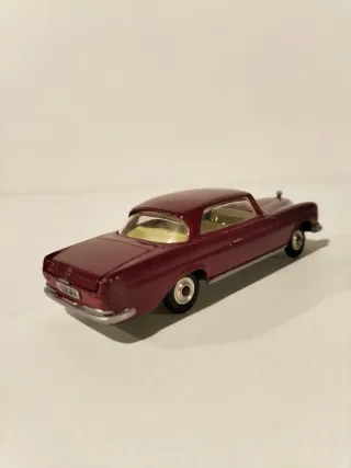 Corgi Toys 1/43 Coche Clásico