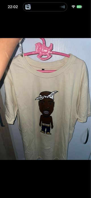 Camisetas con estampados de figuras icónicas