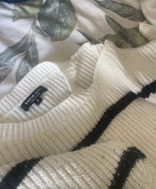 Jersey SHEIN MÖI rayas blanco y negro Talla S