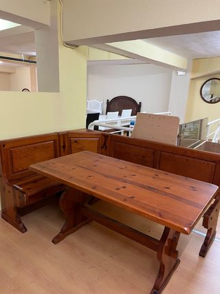 Conjunto mesa y bancos madera
