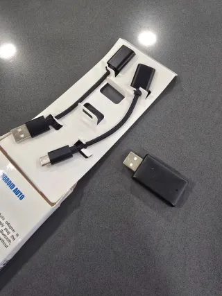 Adaptador CarPlay y Android Auto 2 en 1